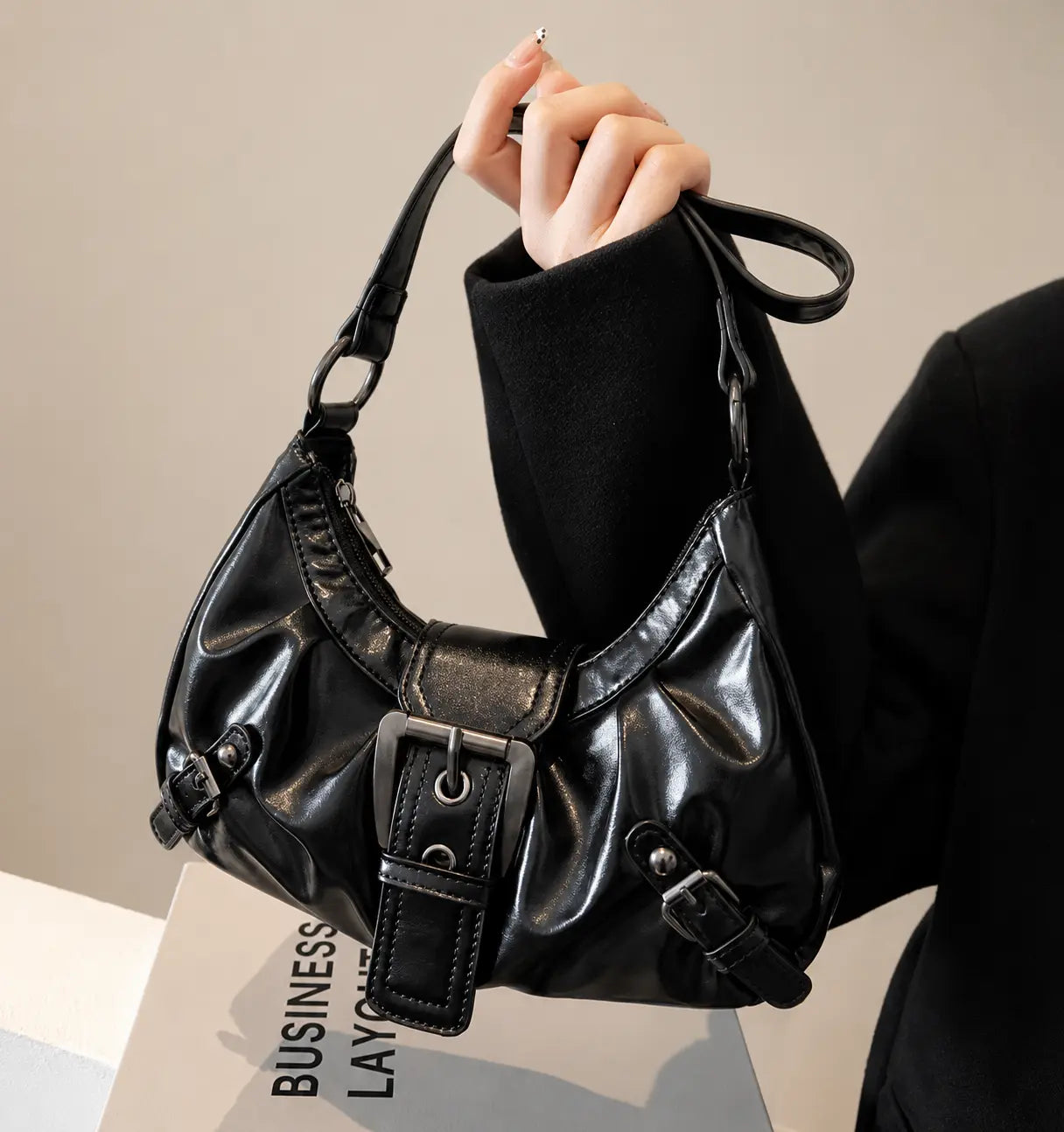 Sac Bandoulière Rétro Élégance Dress Liora